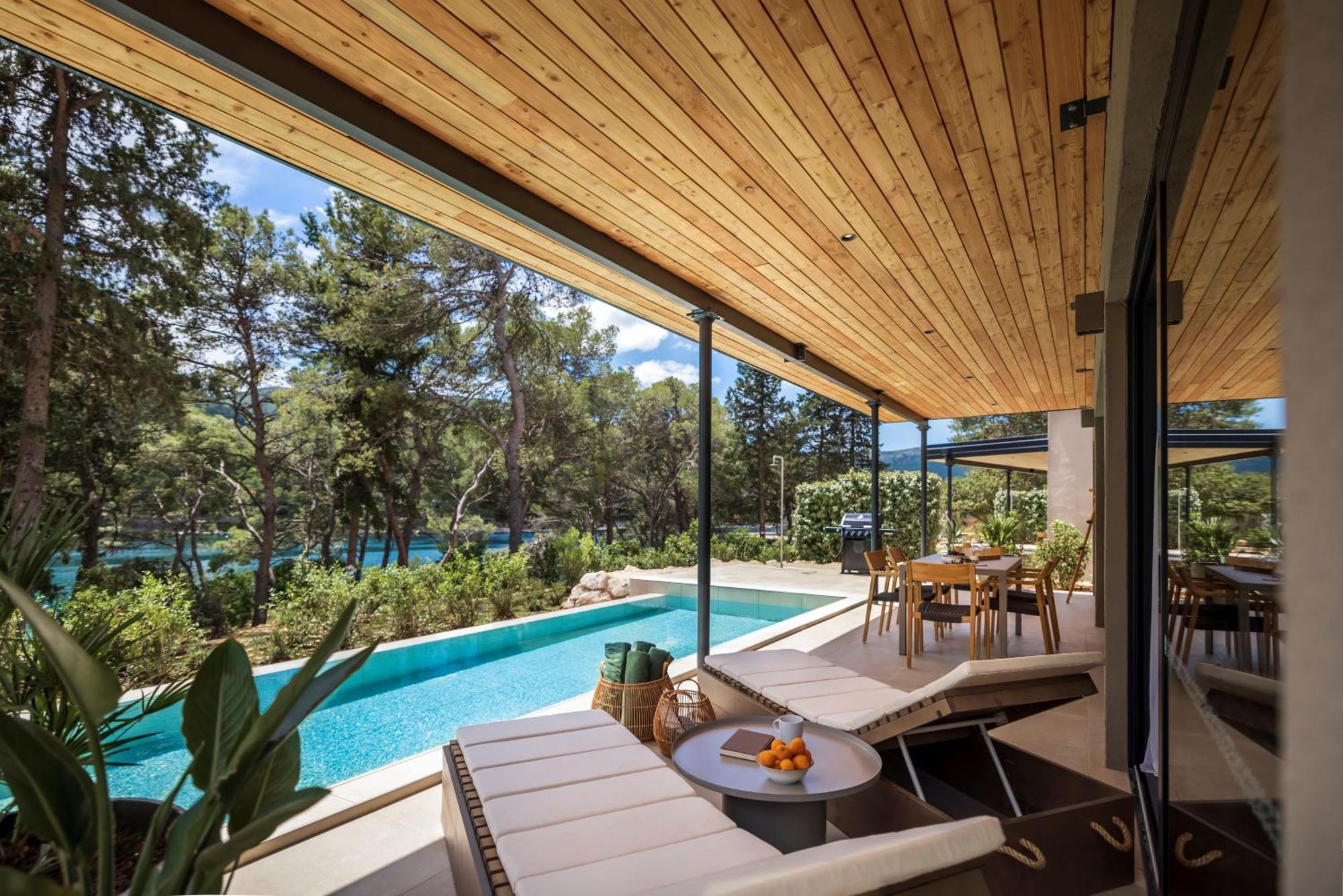 Valamar Amicor