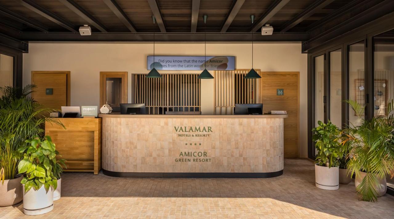 Hotel Valamar Amicor 4*