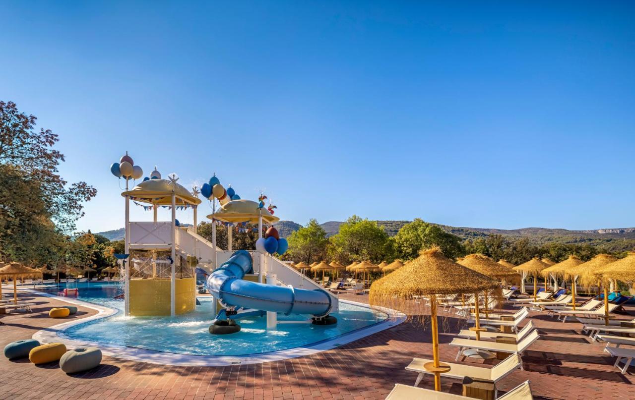 Hotel Valamar Amicor 4*