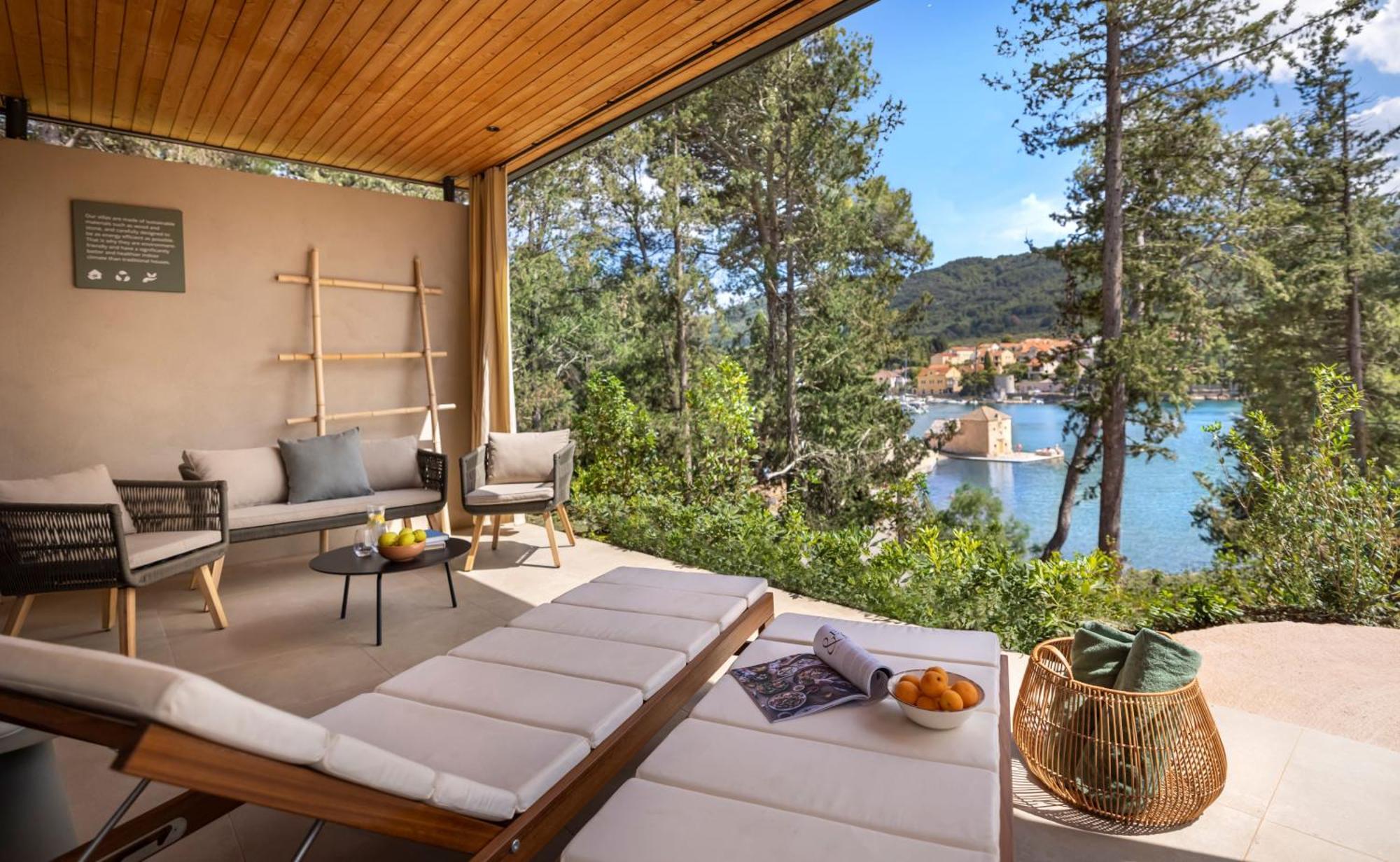 Valamar Amicor Hotel 4*